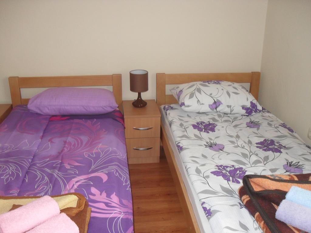 Guest House Baranin Pitomine Žabljak Esterno foto