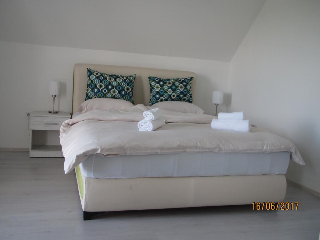 Guest House Baranin Pitomine Žabljak Esterno foto