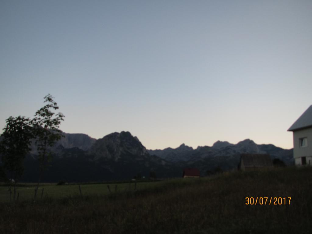 Guest House Baranin Pitomine Žabljak Esterno foto